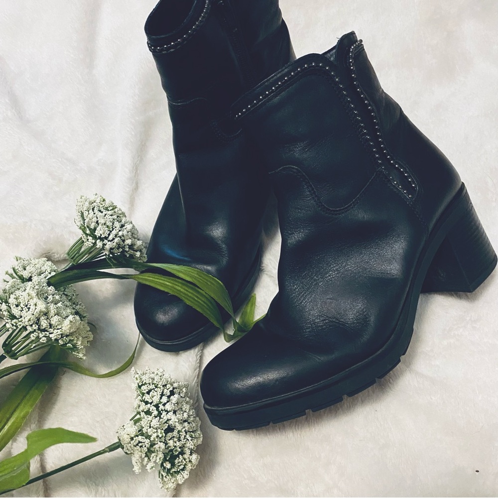 Leather Heeled Moto Boots Size 8
